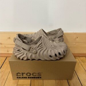 CROCS Salehe Bembury Horchata Clogs size 6 (fist 8 mens)